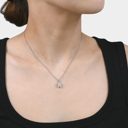 Pure bloom diamond pendant