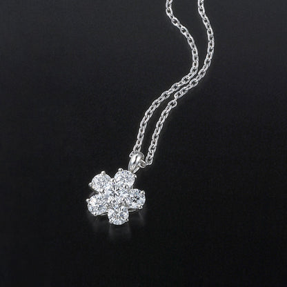 Pure bloom diamond pendant
